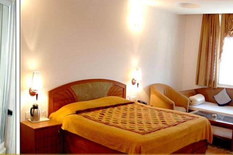Hotel Silver Rock Mussoorie Zewnętrze zdjęcie