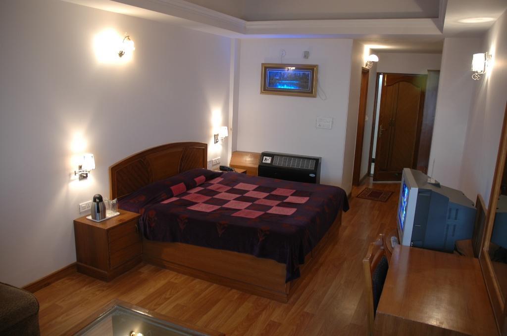 Hotel Silver Rock Mussoorie Zewnętrze zdjęcie