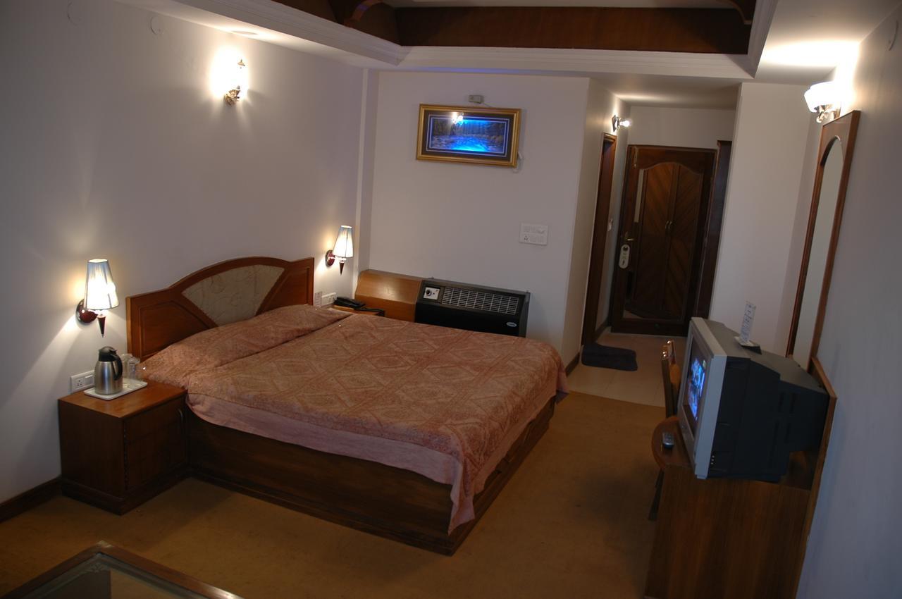 Hotel Silver Rock Mussoorie Zewnętrze zdjęcie